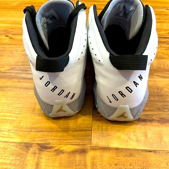 Men’s Jordan Lift Off-white/black/wolf grey - Picture 2 of 8